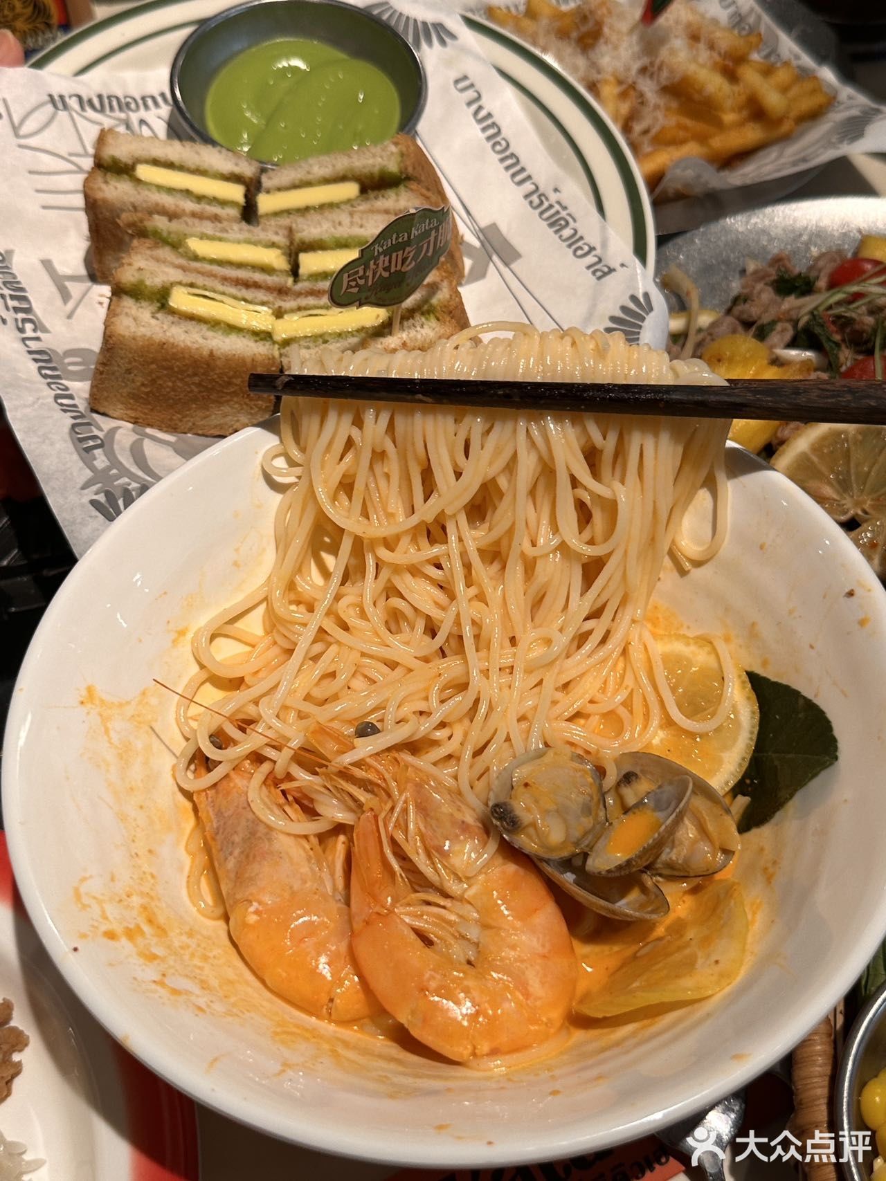 卧槽卧槽！西安这个！真的和图片一模一样啊！！