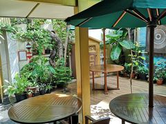 -Sala Thai Restaurant