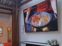 -阿瓦山寨·湘菜现炒·剁椒鱼头王(咸阳总店)