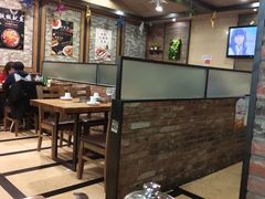 大堂-喇喇排骨火锅·传统韩式脊骨汤(望京西园总店)