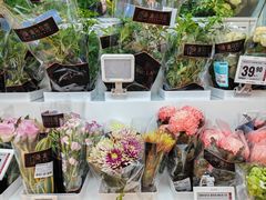 -资和信百货商场