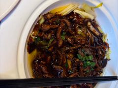 -魏铭鱼头捞饭(晋阳路店)