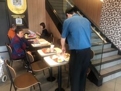 -麦当劳(百联西郊购物中心店)