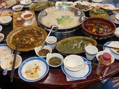 -老来福·非遗酸汤兔(凯旋路店)
