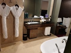 -广州天河希尔顿酒店