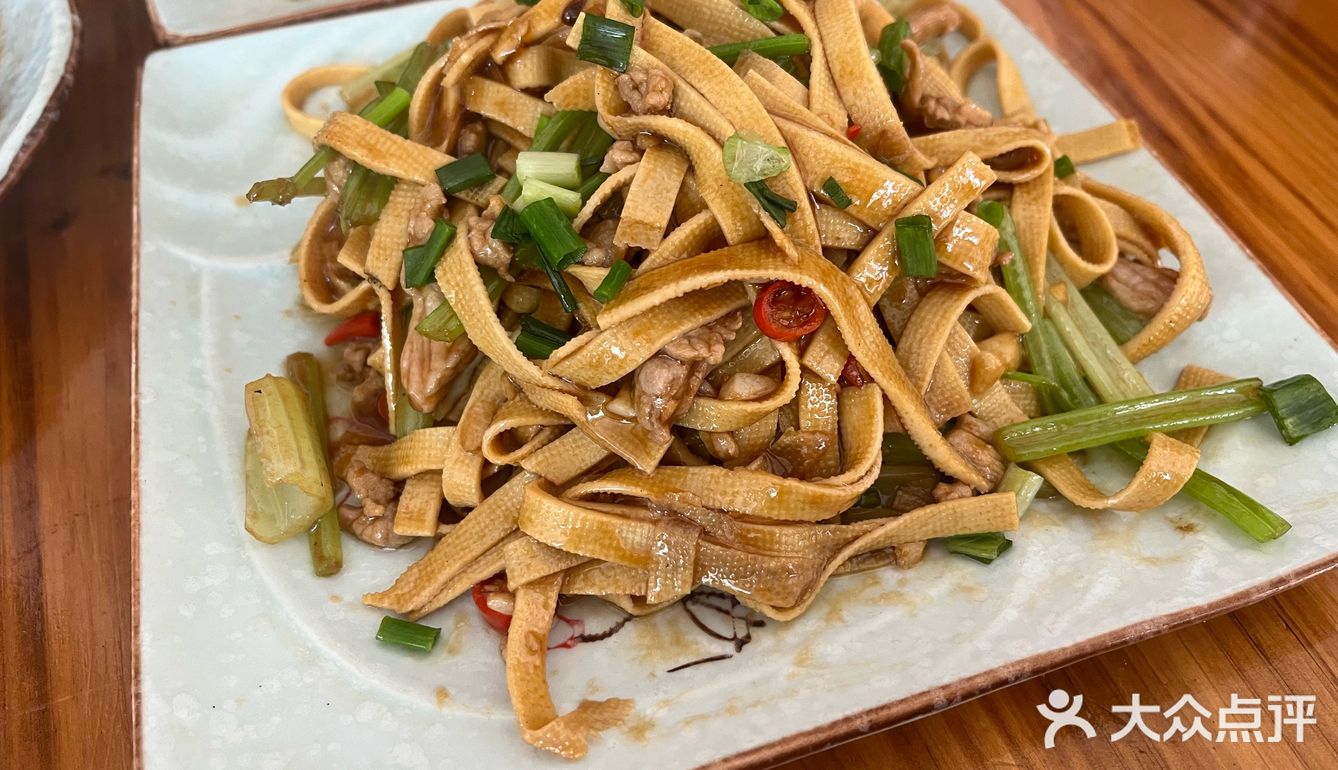 出门吃口烟火味|江西小炒现场的诱人炫饭