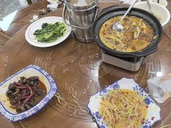 -记忆湘菜馆(芙蓉镇店)