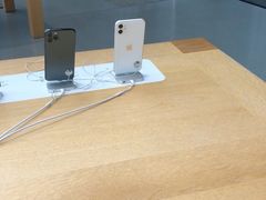 -Apple零售店(新街口店)