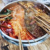 你是风儿我是沙，涮点串串再回家！
