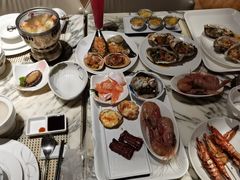 -雍和会海鲜姿造自助(湖东路店)