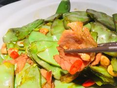 -洞庭土菜小炒馆(易发广场店)