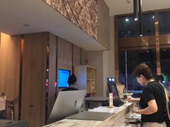 -西安大雁塔科技大学地铁站亚朵酒店