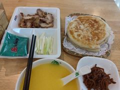 -李连贵熏肉大饼(金隅嘉品Mall店)