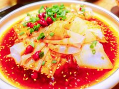 -贵厨酸汤牛肉(花果园国际中心店)