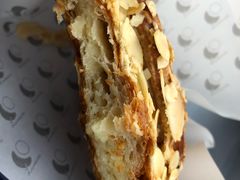 杏仁羊角-Luneurs(幸福里店)