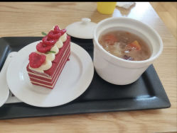 -童谣里医疗级月子中心(独栋湖景店)