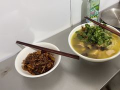 -文山荷鲜居(翠湖店)