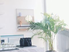 -UNI UNI(环亚凯瑟琳店)