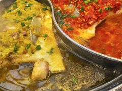 -阿瓦山寨·湘菜现炒·剁椒鱼头王(咸阳总店)