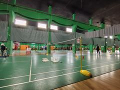 -健龙森俱乐部·游泳·健身·羽毛球综合体育馆