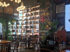 -酤居湖景音乐餐吧(安宁店)