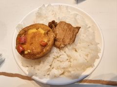 -阿瓦山寨·湘菜现炒·剁椒鱼头王(咸阳总店)