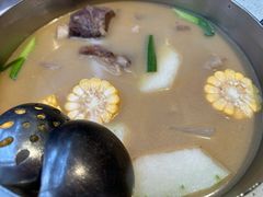 -肥仔文澳门猪骨煲(南京西路店)