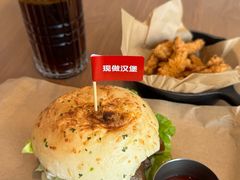 -必胜客(港汇店)