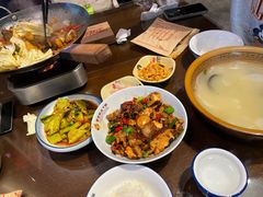 -富正毅三下锅·湘西韵味(天门山索道店)