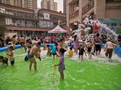 -孩子王(巴南万达广场店)