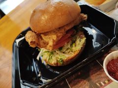 -The Habit Burger Grill 哈比特汉堡(复兴soho店)