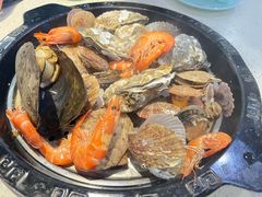 -巧克力渔家.小船海鲜胶东菜(万平口店)