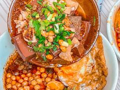 -李与白包子铺(桐梓林店)
