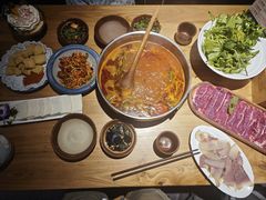 -黔诚多彩火锅(甲秀楼店)