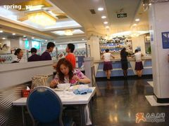 大堂-品海楼·大连海胆锅贴馆(东港店)