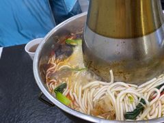-撒拉人家.酸菜牦牛肉火锅