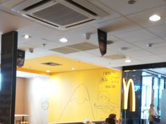 大堂-麦当劳(长兴路万达店)