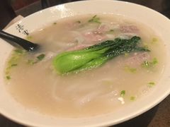 牛肉生料粉-漆黑觉米粉(三里屯店)