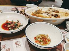 -黄泥岗·地道湖北菜(奥特莱斯店)