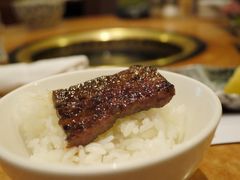 米饭和烤肉-炼火烤肉店