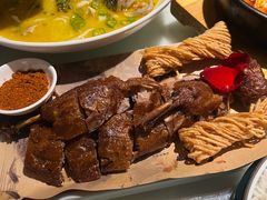 -十二饭点·川菜(北站圆融店)