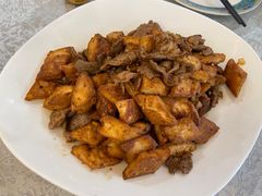 -汗腾格里·风味餐厅(新疆驻京办店)