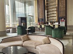 -李沧绿城喜来登酒店大堂吧