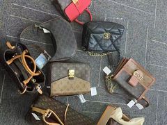 -星裳二手奢侈品回收鉴定(新华路店)