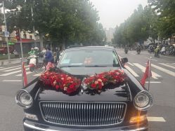 -禧·婚纱礼服馆