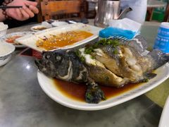 -四川小胡子海鲜(丁村万人海鲜广场店)