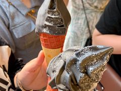 麦当劳椰子甜筒-海底捞火锅(杭州萧山宝龙广场店)