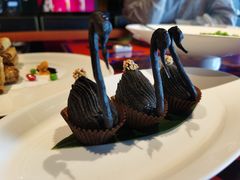 拿多利黑天鹅酥-上海滩餐厅(BFC外滩金融中心店)