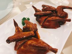 脆皮乳鸽-海逸海鲜酒家(古北店)