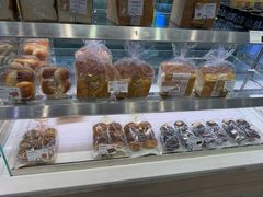 -巴黎贝甜(大宁国际商业广场店)